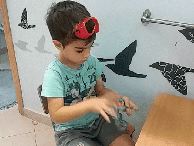 תרגול בויסות חושי , חוש המגע . תרגיל מספר 12