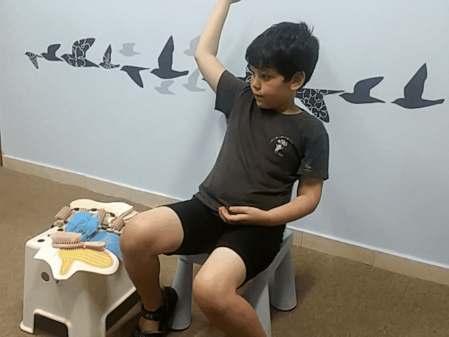 תרגול בויסות חושי , חוש המגע . תרגיל מספר 4